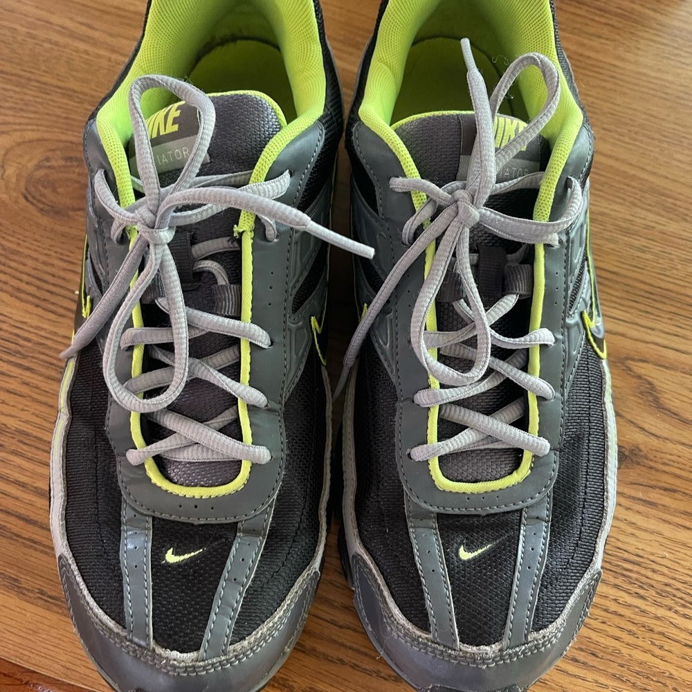 Nike running shoe. Great shape